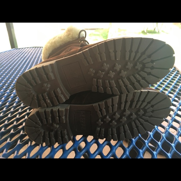 Ralph Lauren suede and lamb skin boots - Picture 5 of 8